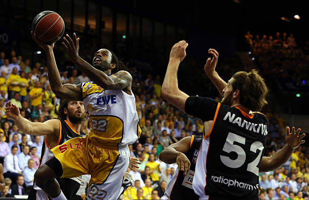 将比分追平 将比分追平