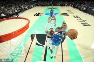 令人惊叹的 令人惊叹的